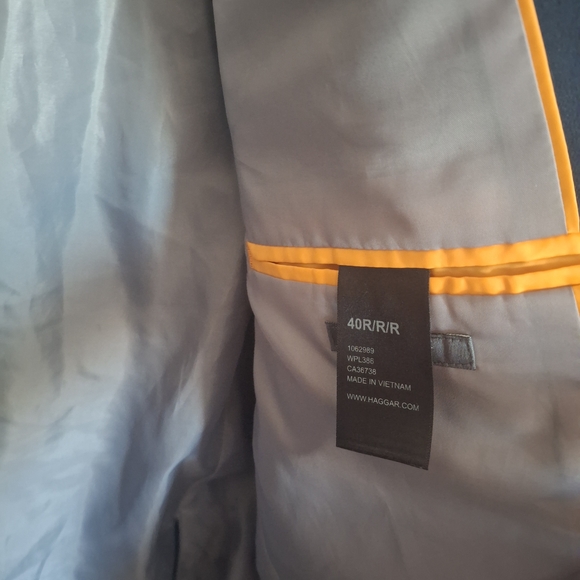 Haggar Men's Navy Single-Breasted Blazer - Picture 4 of 4